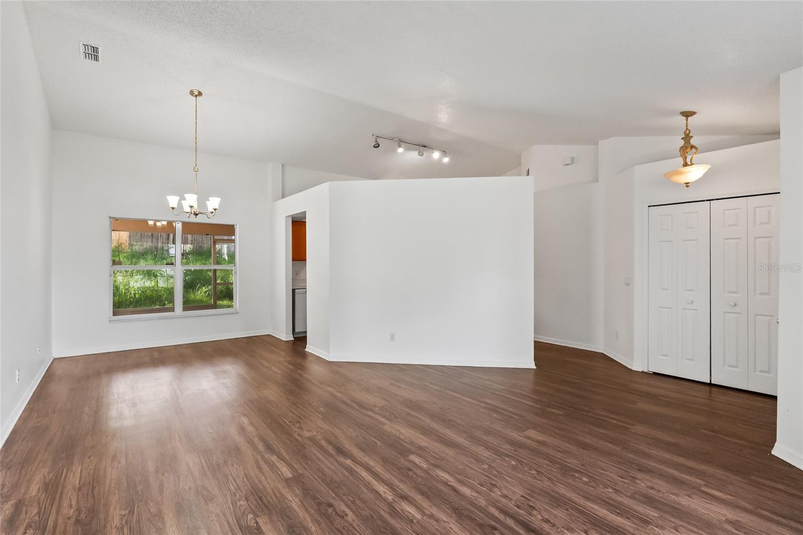 294 LAKE DOE BLVD, APOPKA, FL, 32703