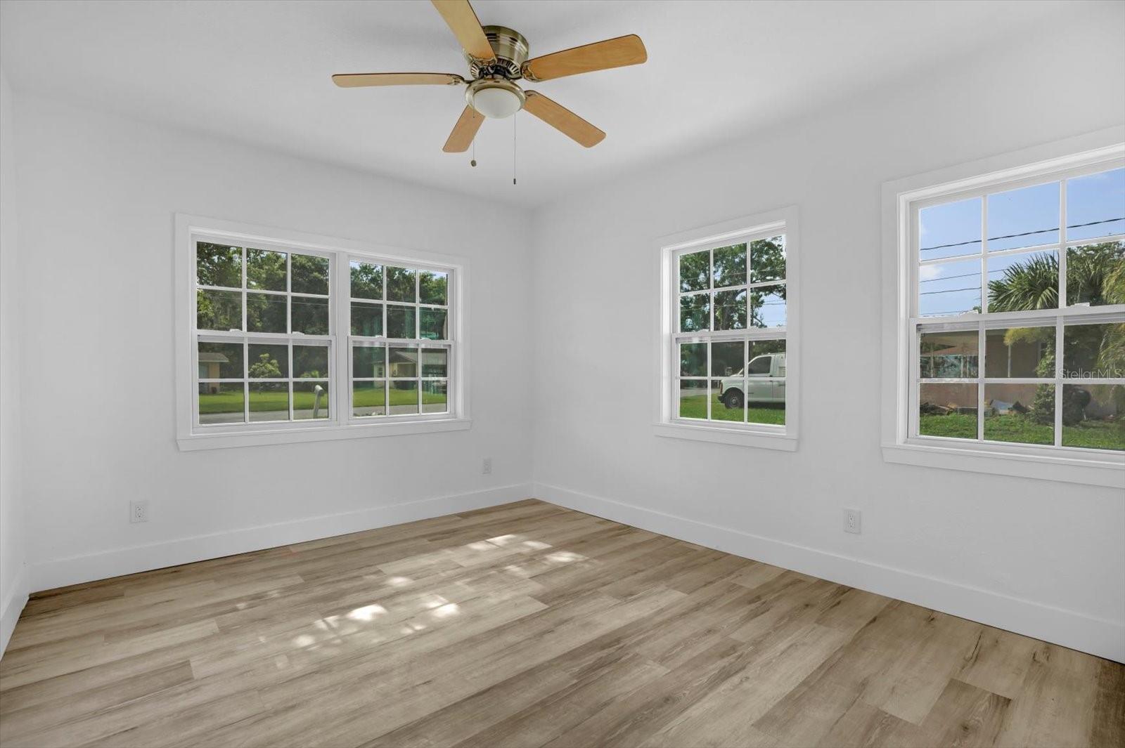 906 KENSINGTON DR, ORLANDO, FL, 32808