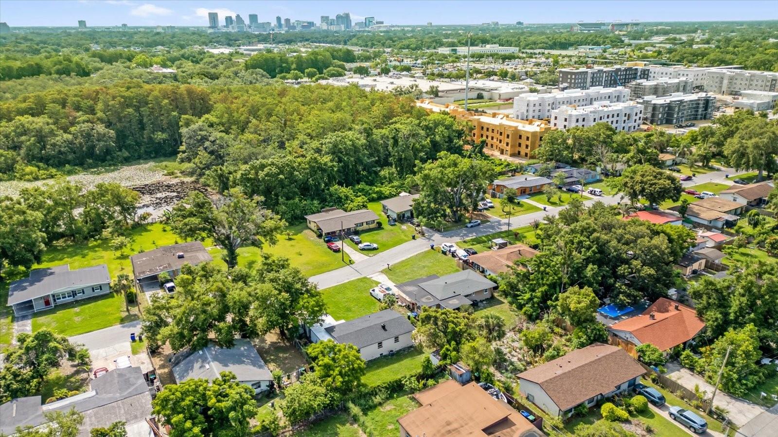 906 KENSINGTON DR, ORLANDO, FL, 32808