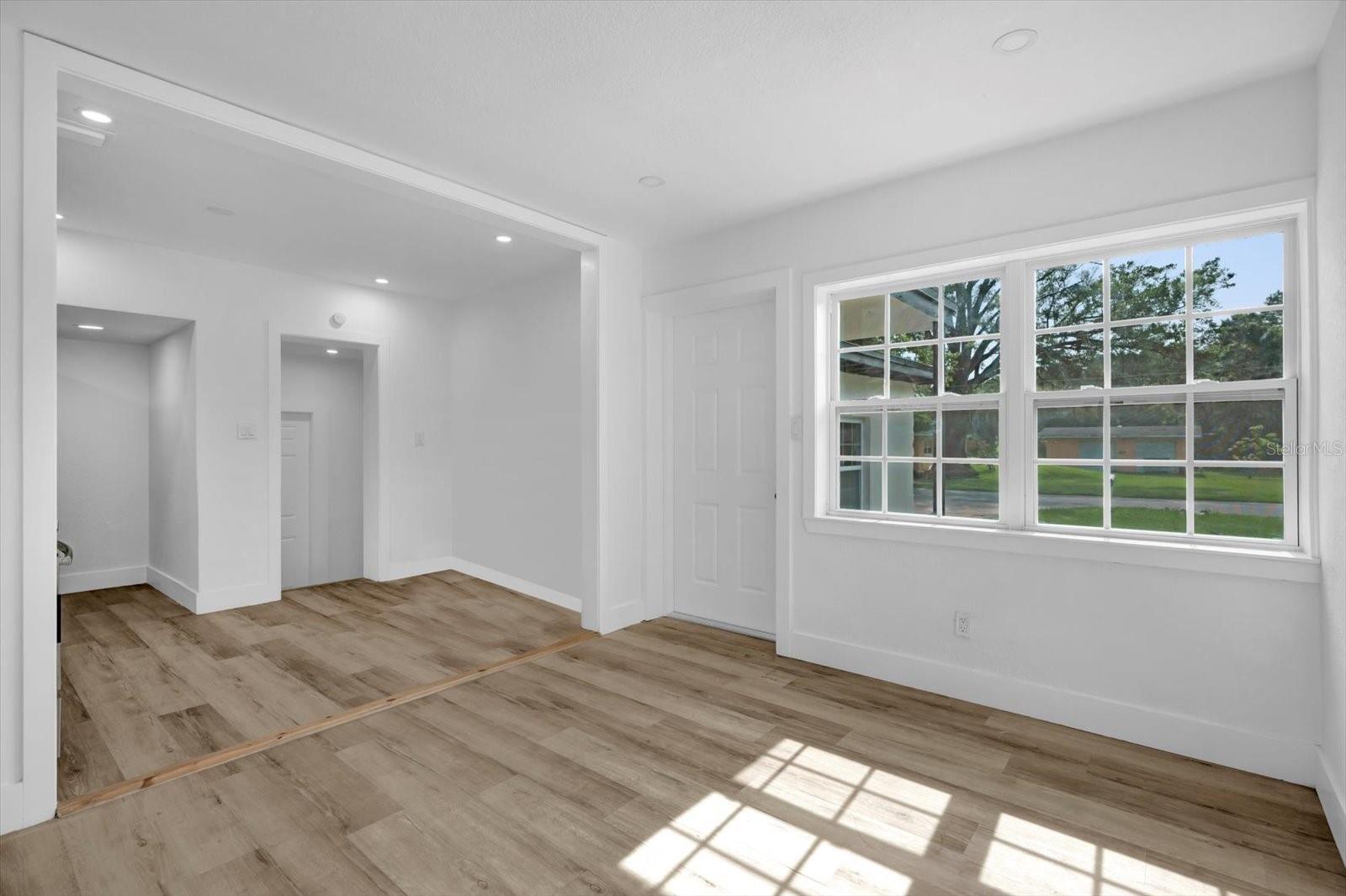 906 KENSINGTON DR, ORLANDO, FL, 32808