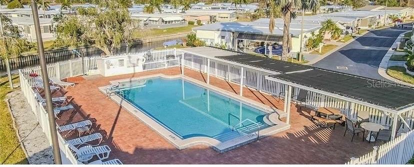 10213 S LAKE DR #169, LARGO, FL, 33773