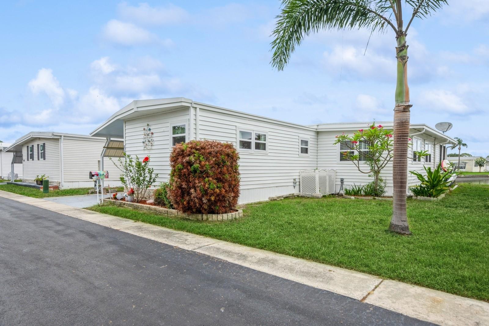 10213 S LAKE DR #169, LARGO, FL, 33773