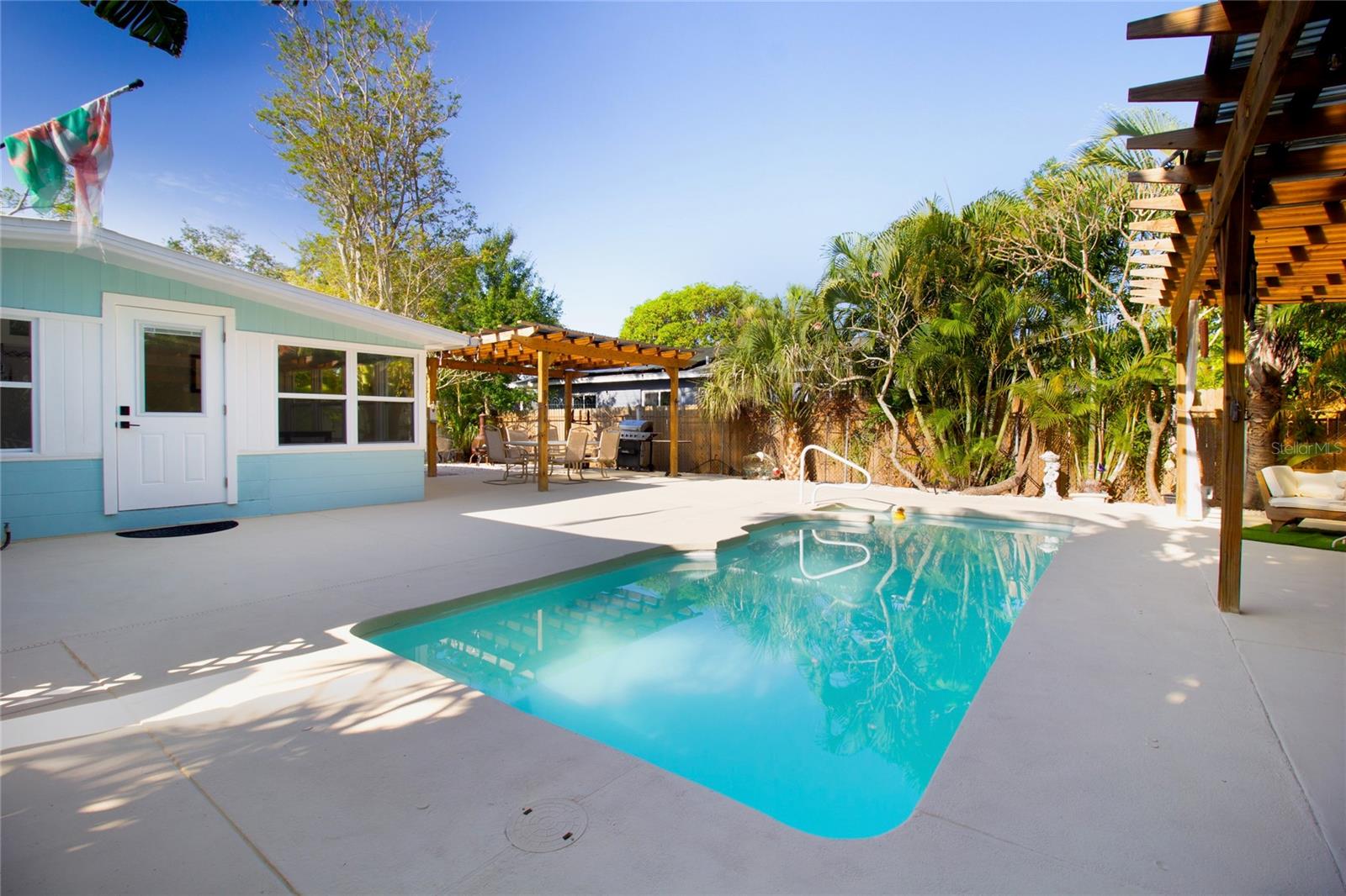 1835 MICHIGAN AVE NE, ST PETERSBURG, FL, 33703