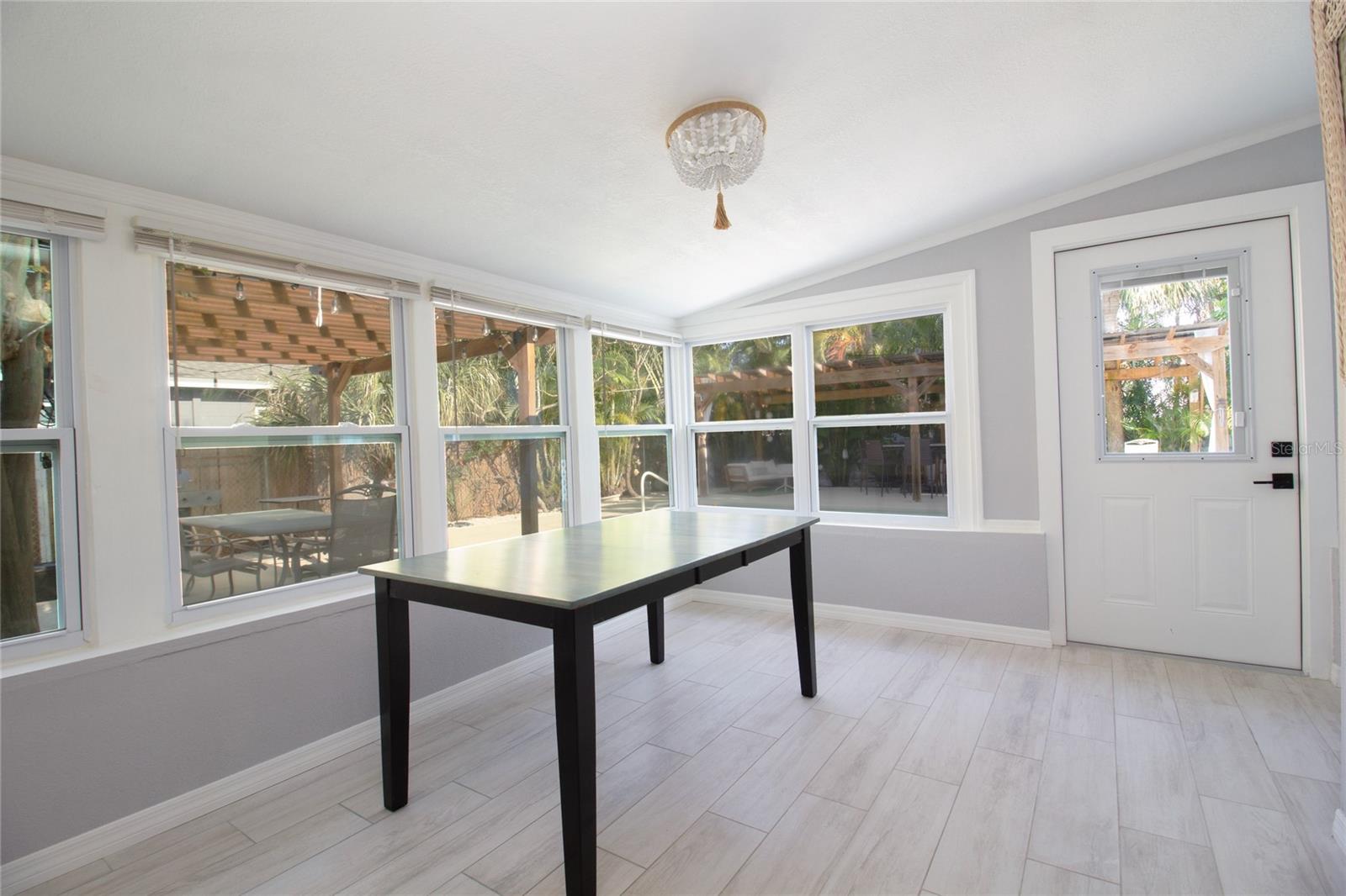 1835 MICHIGAN AVE NE, ST PETERSBURG, FL, 33703