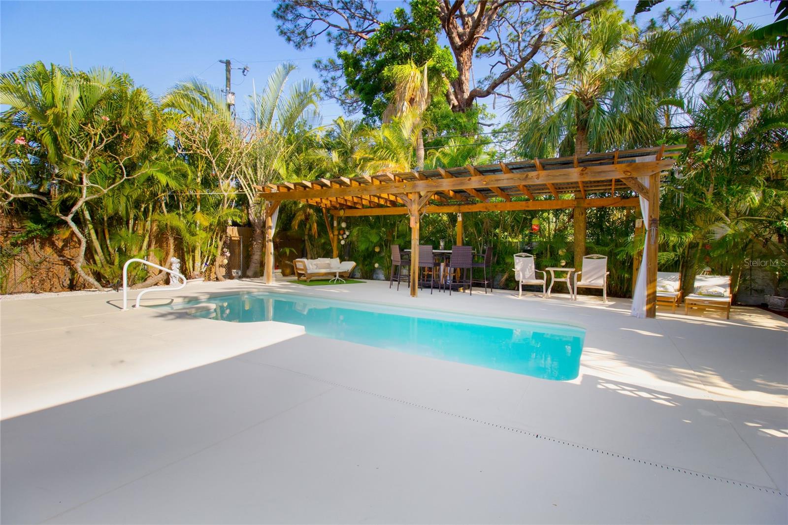 1835 MICHIGAN AVE NE, ST PETERSBURG, FL, 33703