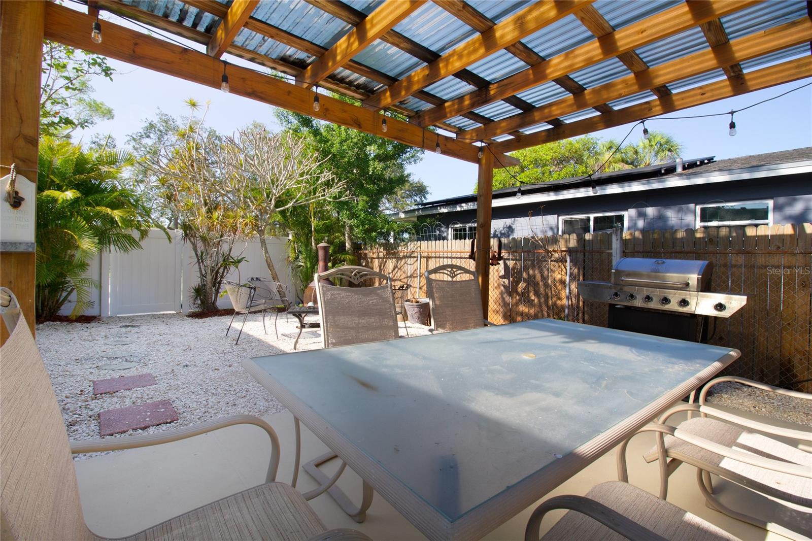 1835 MICHIGAN AVE NE, ST PETERSBURG, FL, 33703