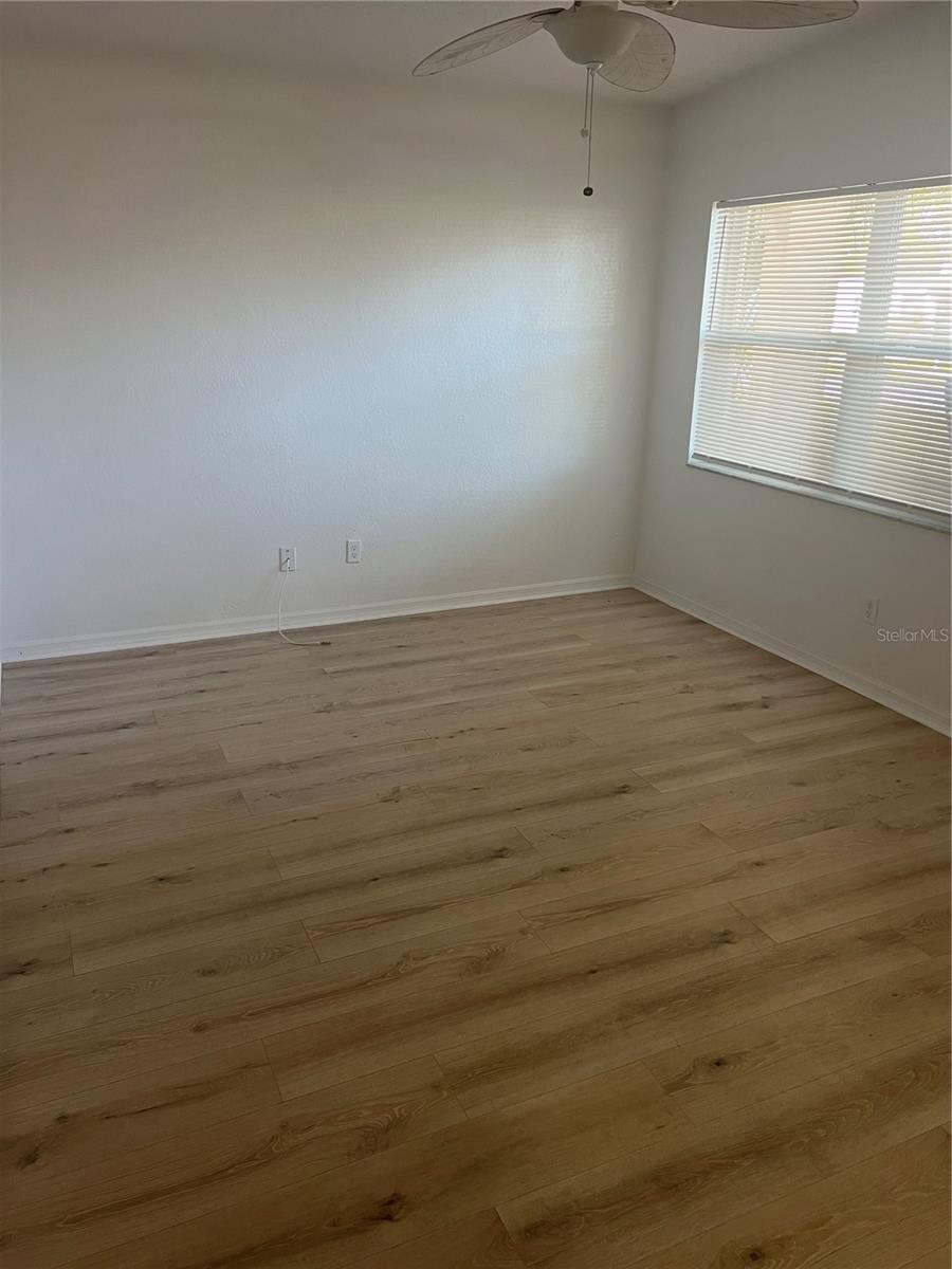 8507 GRAPEFRUIT AVE, TAMPA, FL, 33619