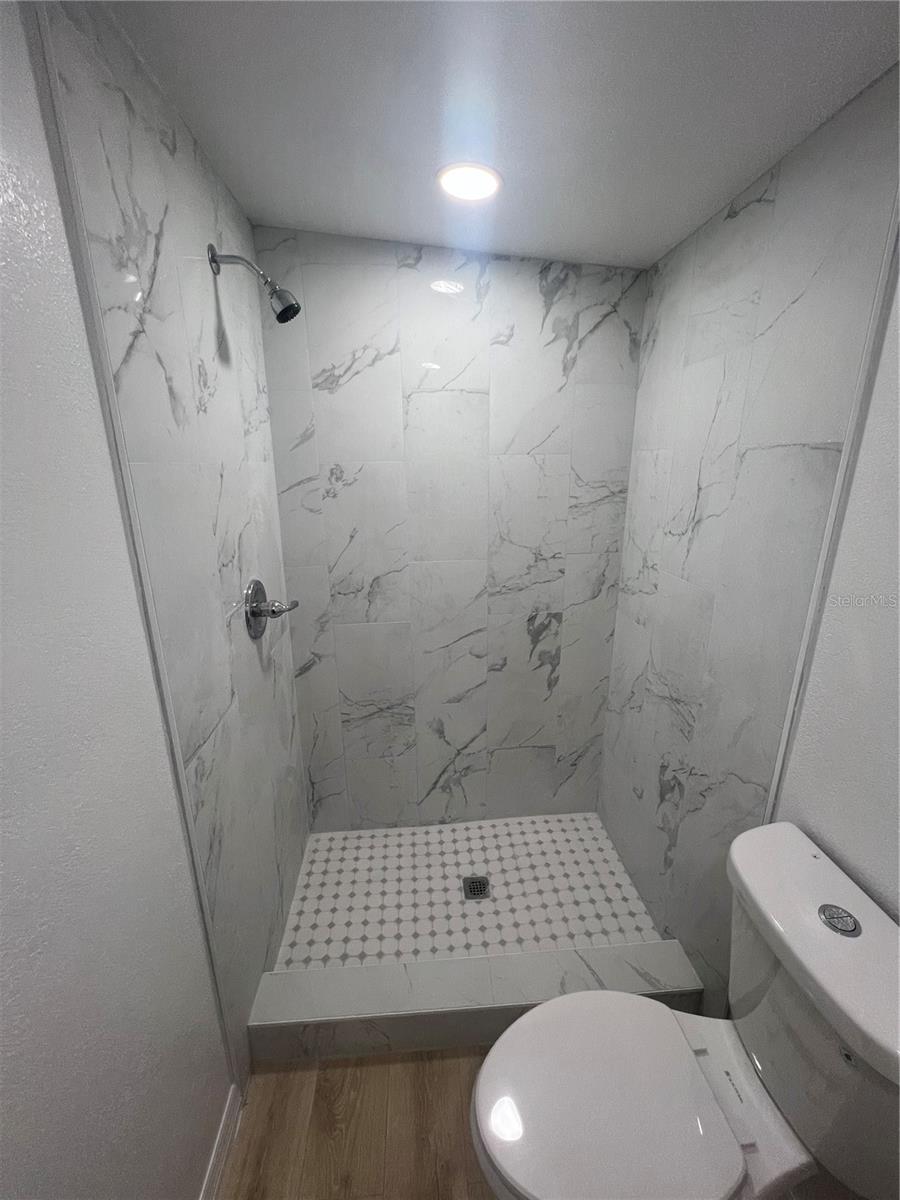 8507 GRAPEFRUIT AVE, TAMPA, FL, 33619