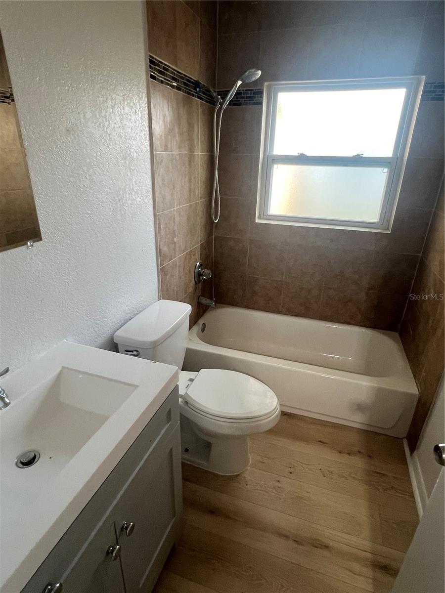 8507 GRAPEFRUIT AVE, TAMPA, FL, 33619