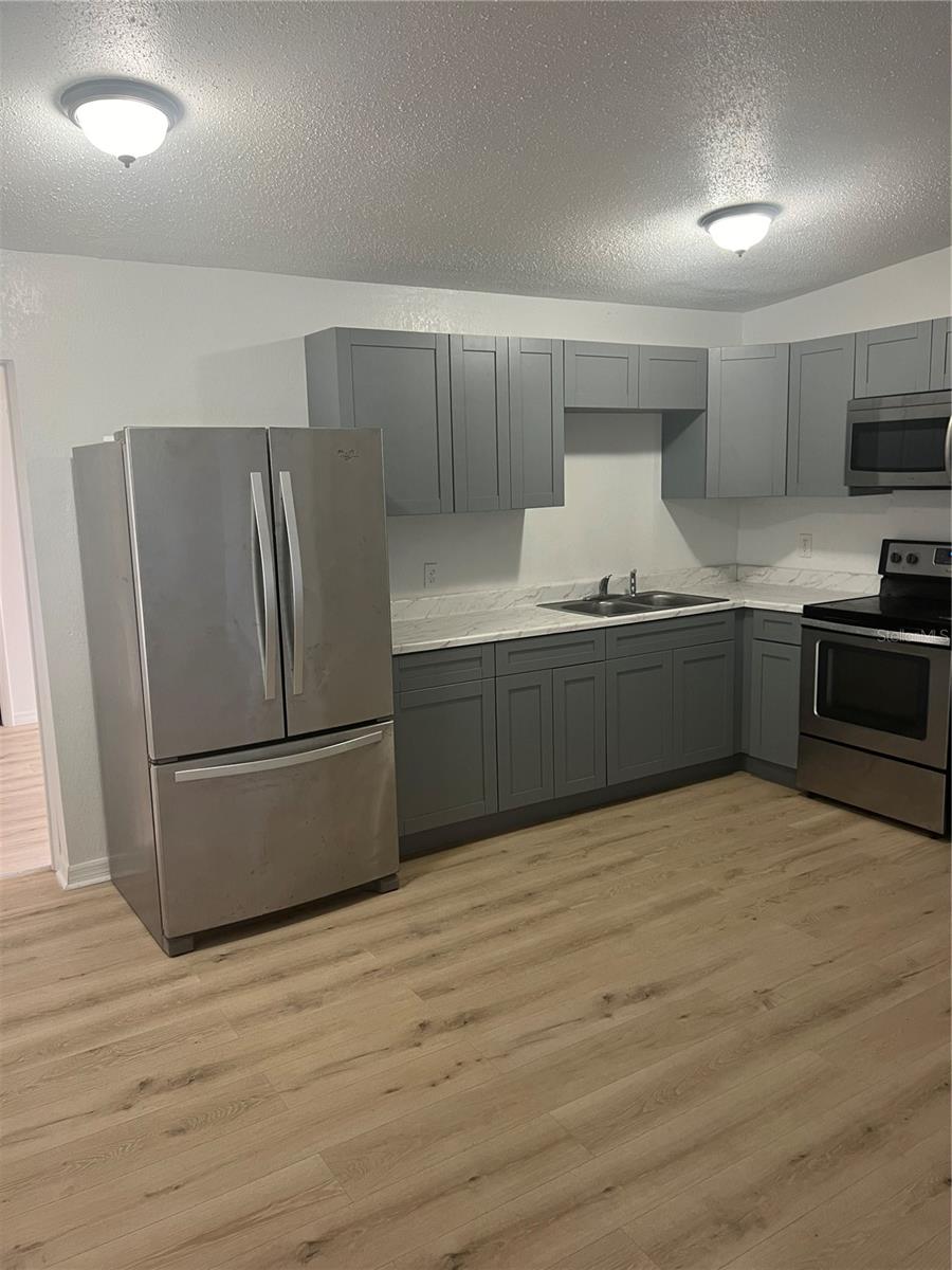 8507 GRAPEFRUIT AVE, TAMPA, FL, 33619