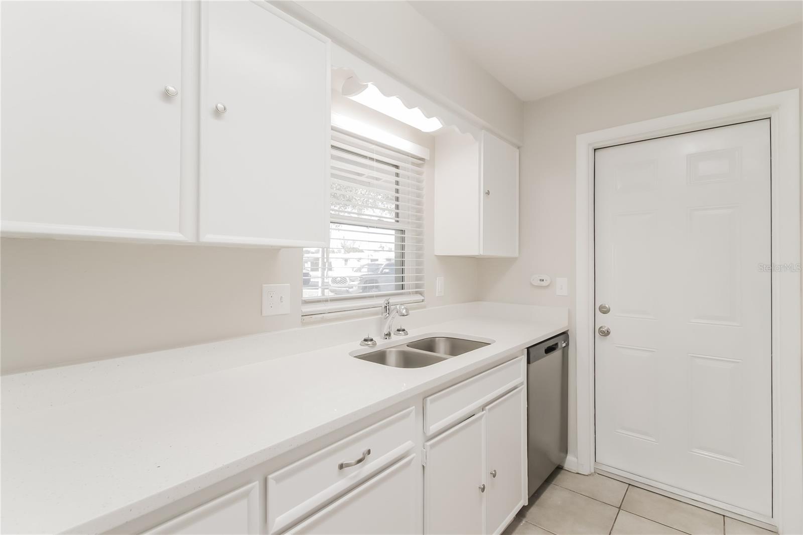 6621 VOLTAIRE DR, ORLANDO, FL, 32809