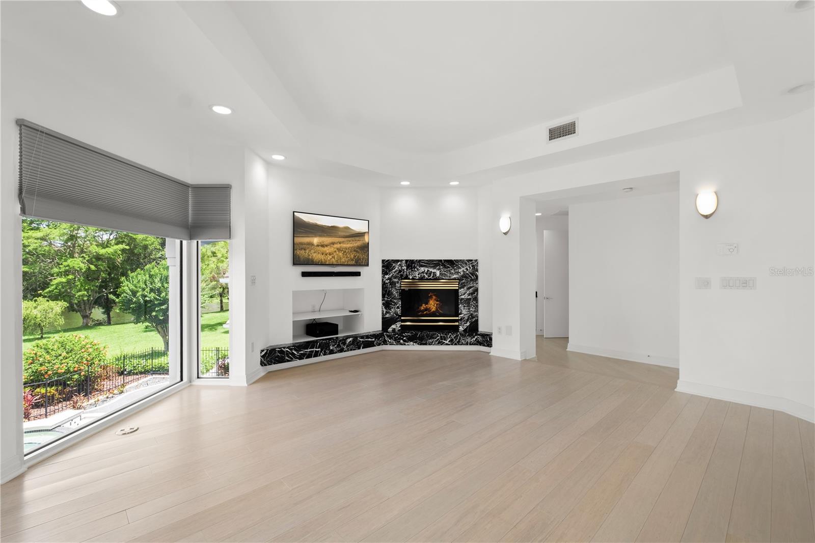 O6315245 Property Photo