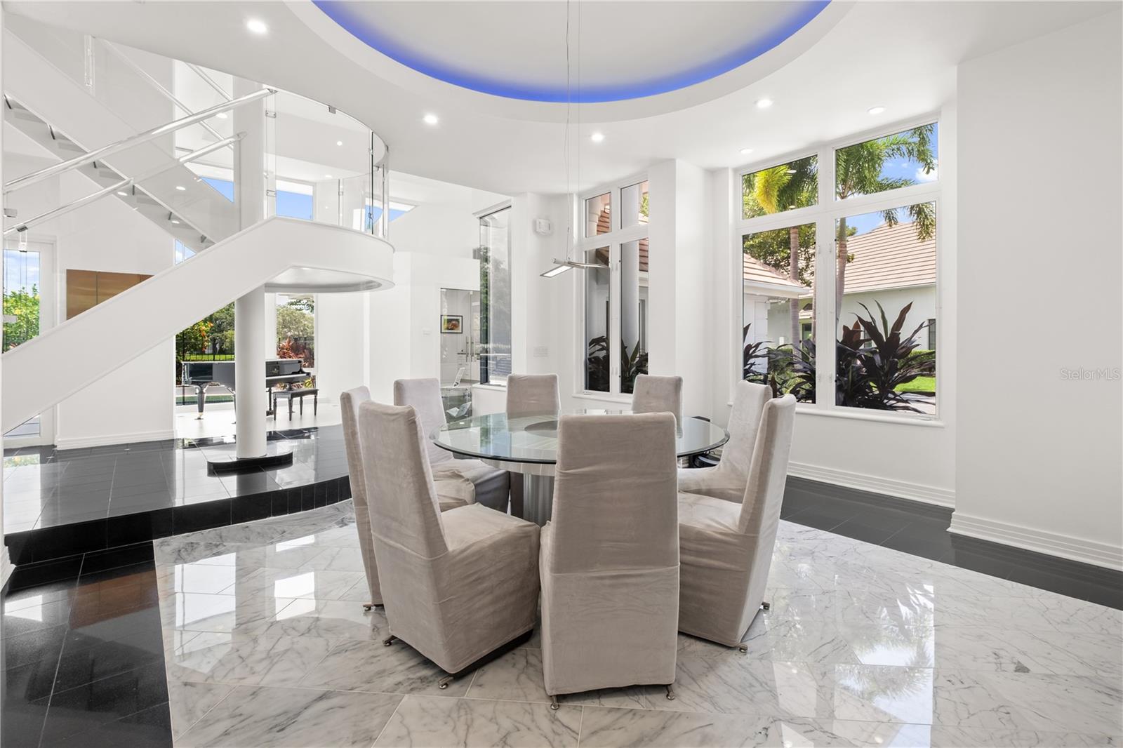 O6315245 Property Photo