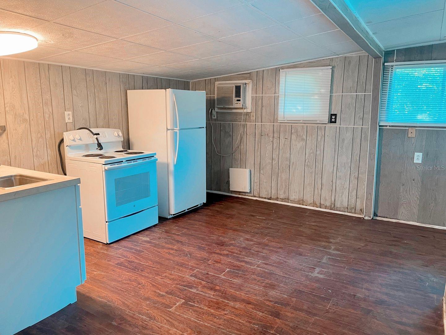 1225 E 142ND AVE #C, TAMPA, FL, 33613