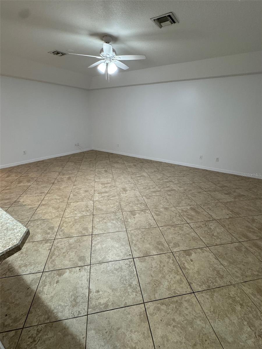 2963-2963 WALNUT CT, LEESBURG, FL, 34748