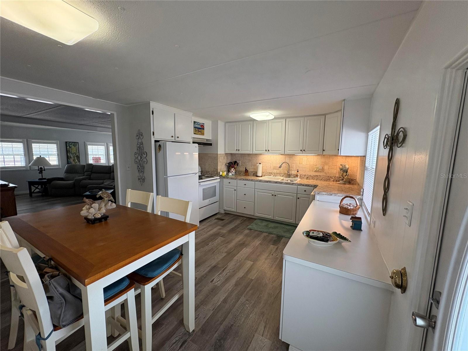 408 49TH A AVE E, BRADENTON, FL, 34203