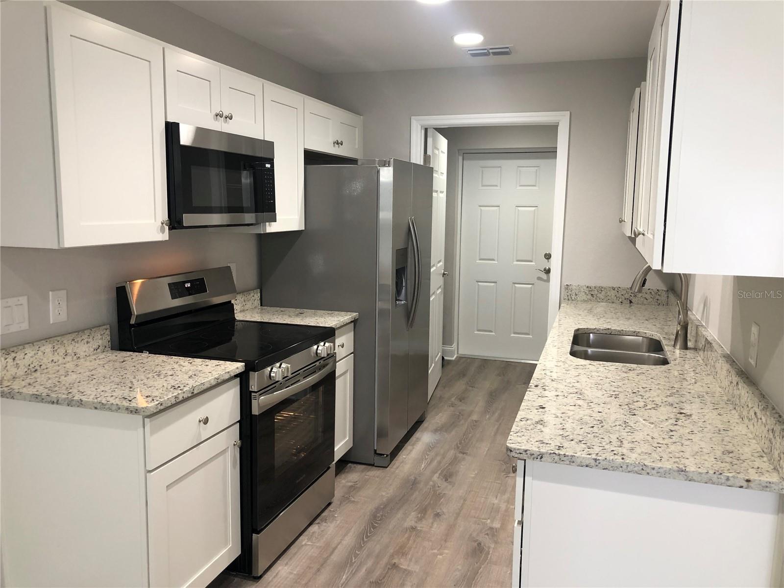 310 AVENUE U NE #B, WINTER HAVEN, FL, 33881