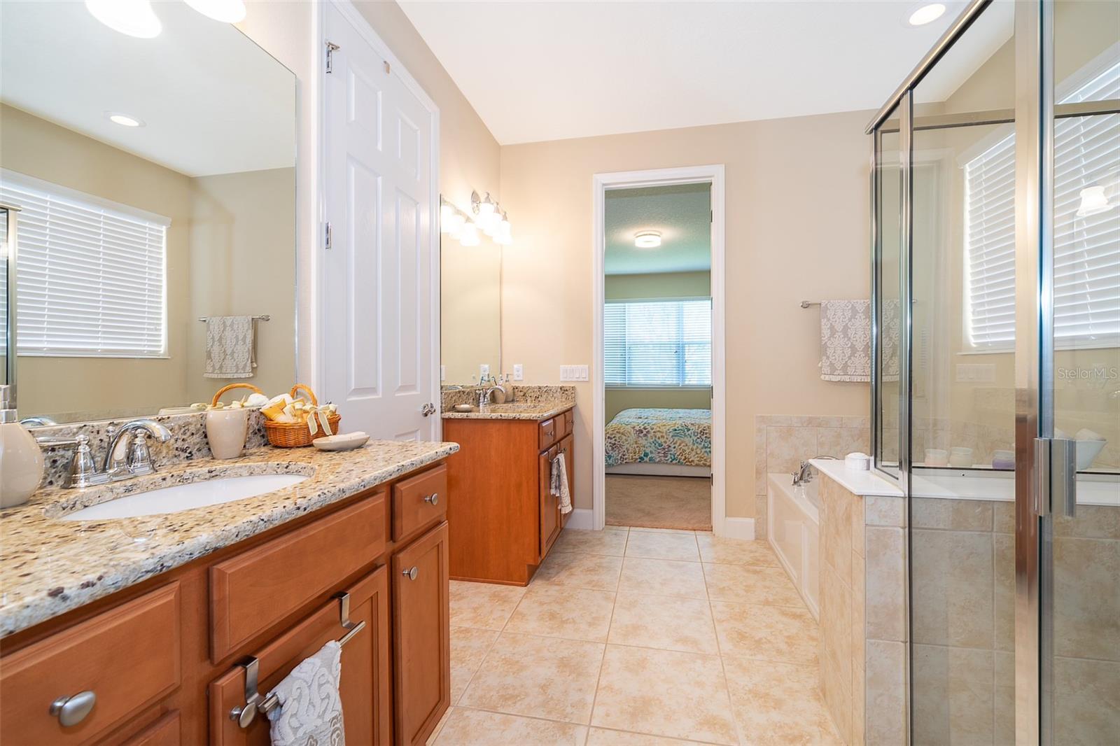 11918 AUTUMN FERN LN, ORLANDO, FL, 32827