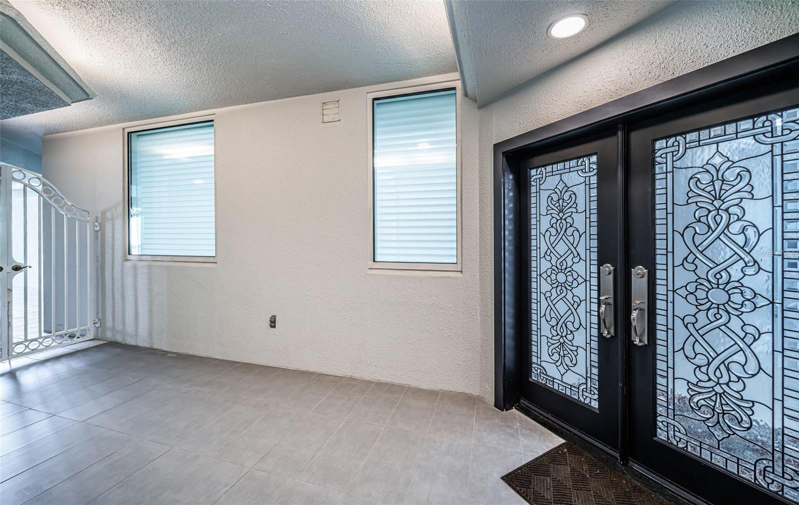 1 SEASIDE LN #302, BELLEAIR, FL, 33756