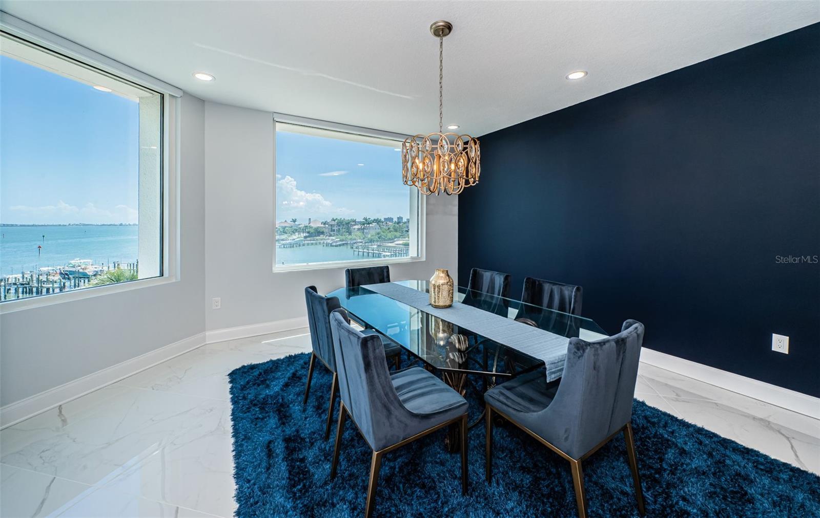 1 SEASIDE LN #302, BELLEAIR, FL, 33756