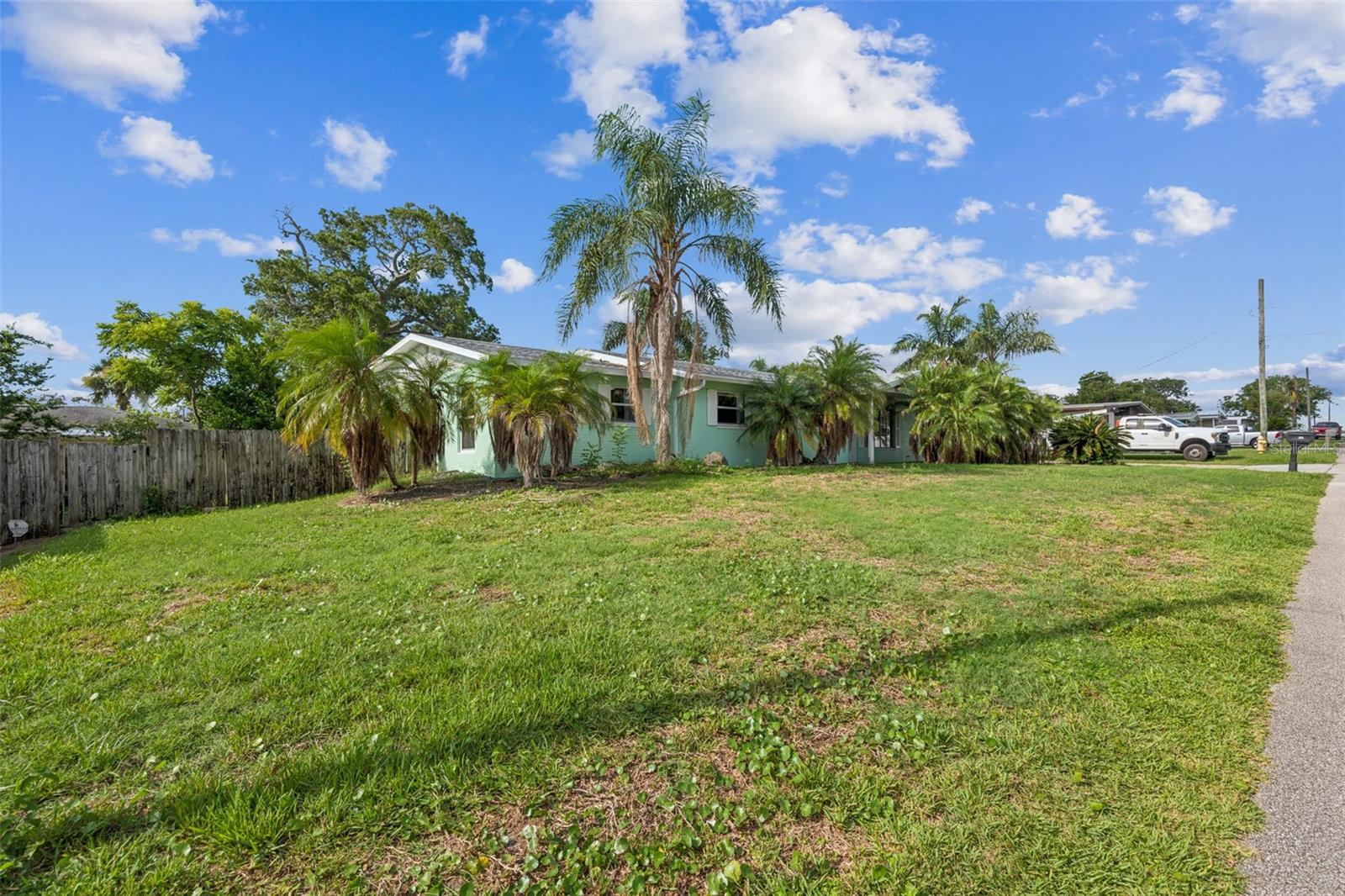 225 SHERWOOD LN, DAYTONA BEACH, FL, 32117