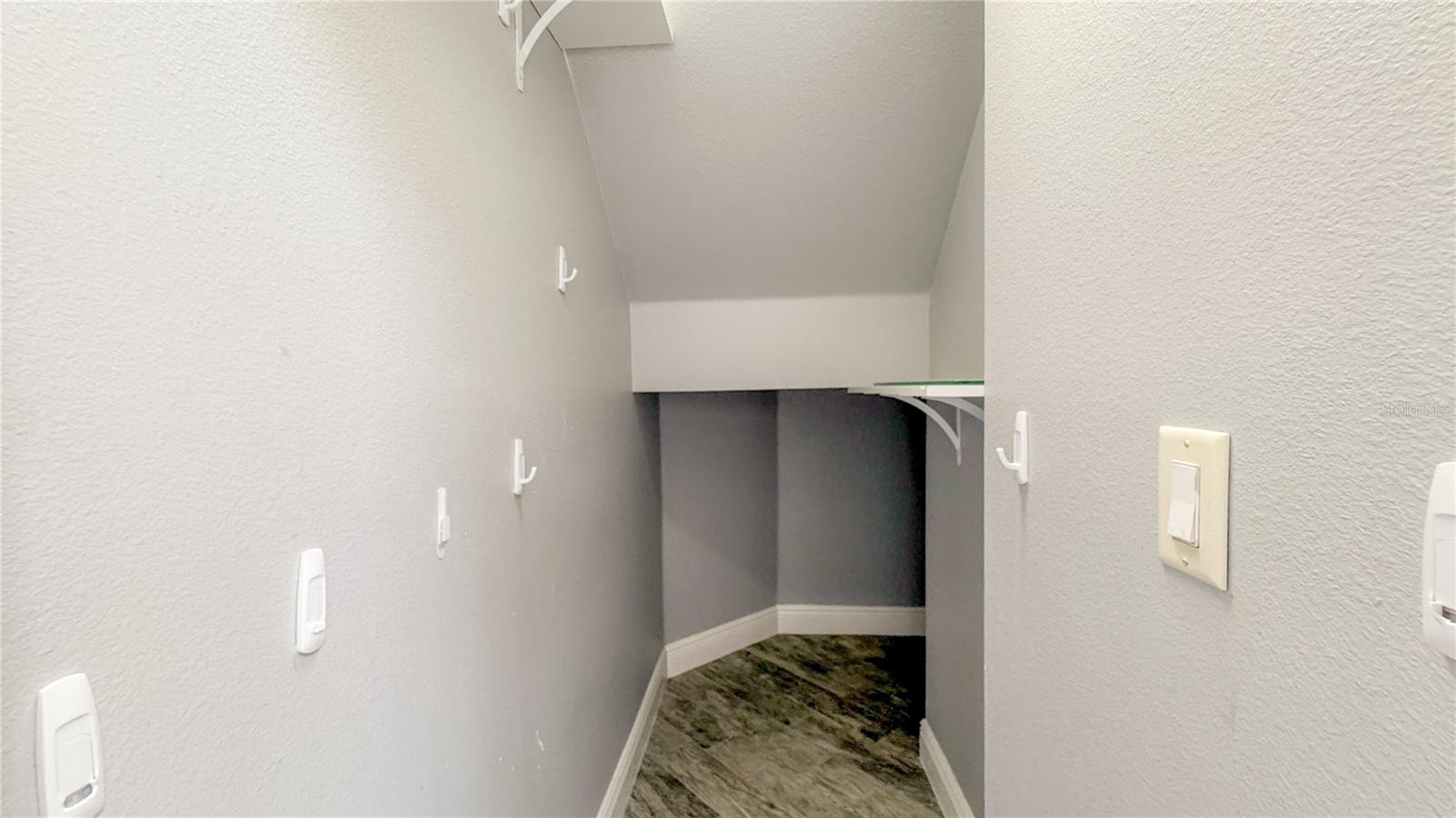 1833 OAK GROVE CHASE DR, ORLANDO, FL, 32820