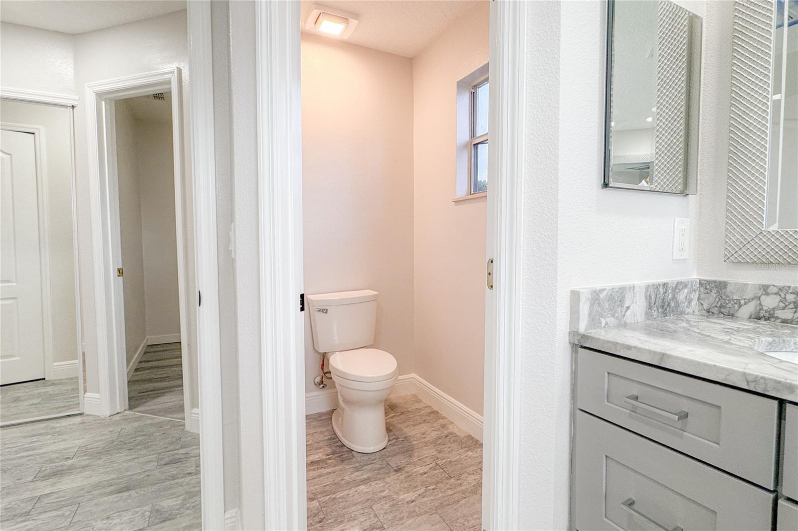 1833 OAK GROVE CHASE DR, ORLANDO, FL, 32820