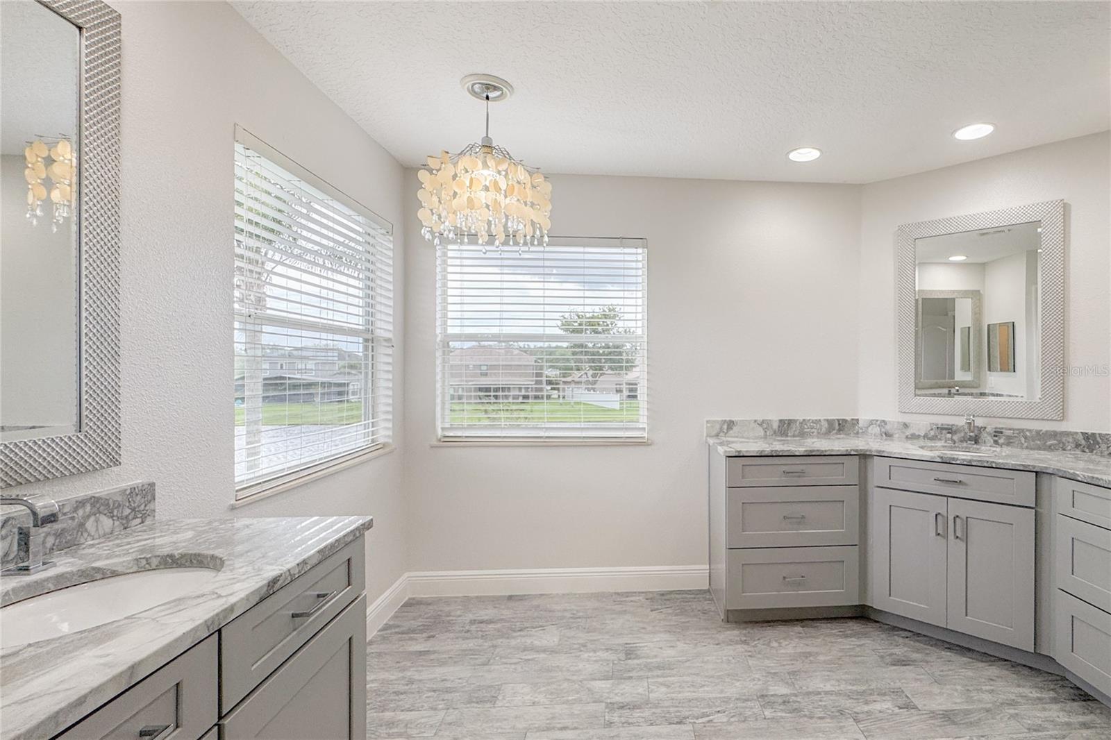 1833 OAK GROVE CHASE DR, ORLANDO, FL, 32820