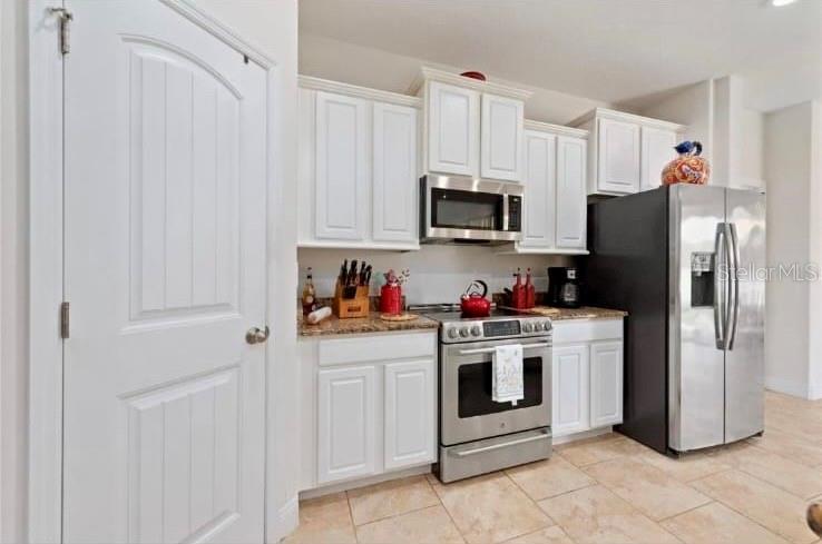 2403 BEACON LANDING CIR, ORLANDO, FL, 32824