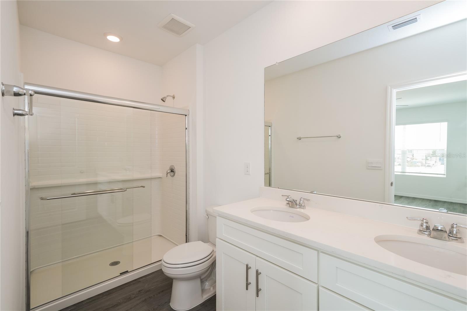 8498 LOFTY TIMBER WAY, WESLEY CHAPEL, FL, 33545