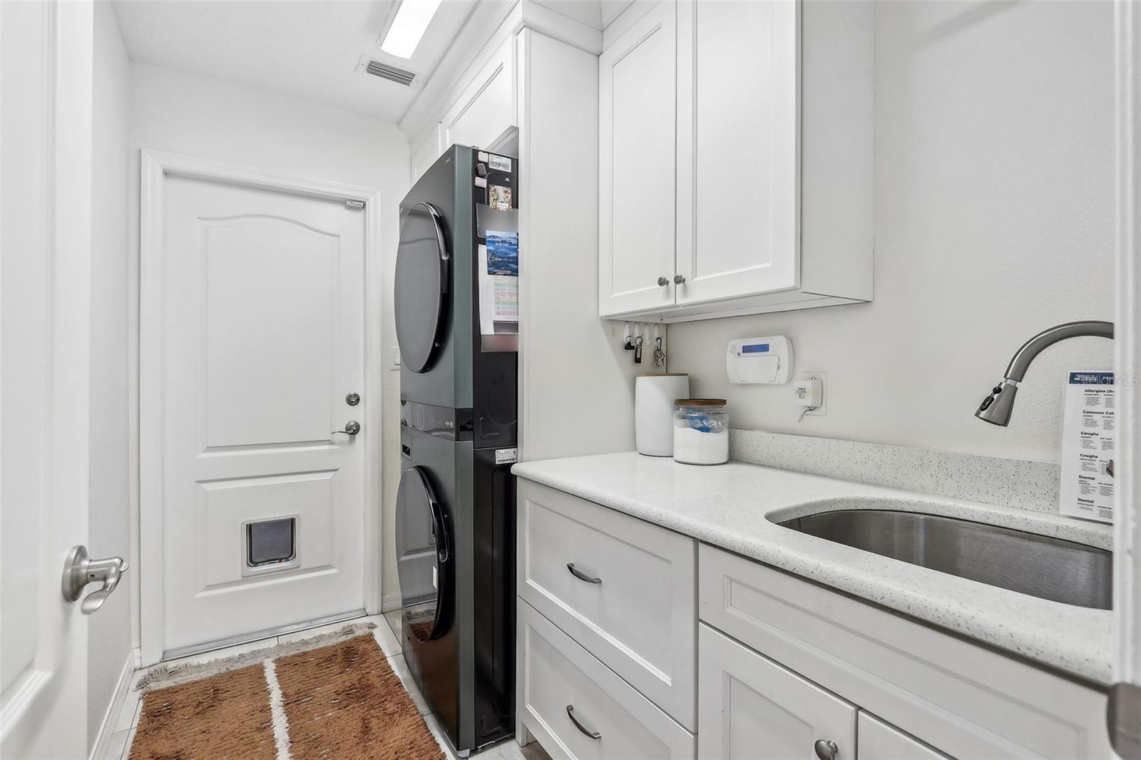 33943 E LAKE JOANNA DR, EUSTIS, FL, 32736