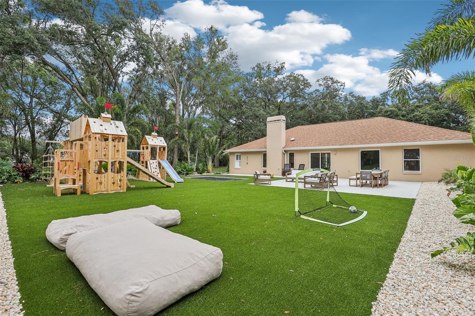 33943 E LAKE JOANNA DR, EUSTIS, FL, 32736