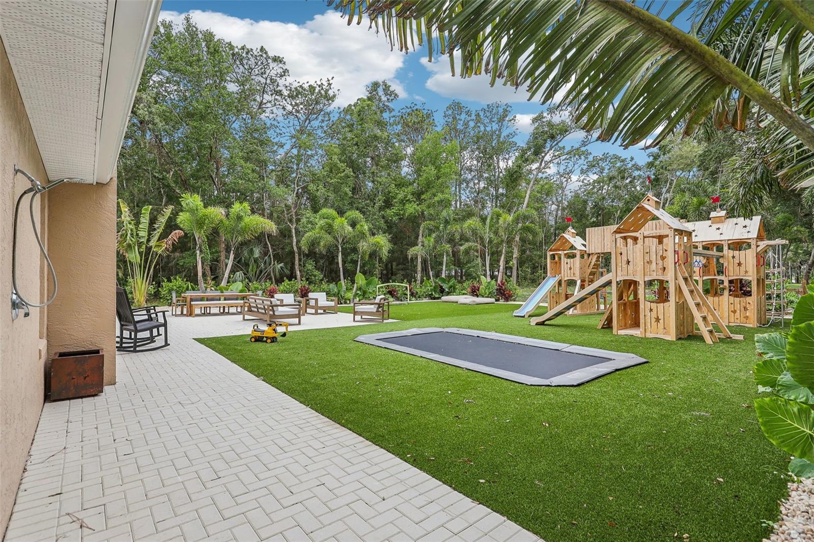 33943 E LAKE JOANNA DR, EUSTIS, FL, 32736