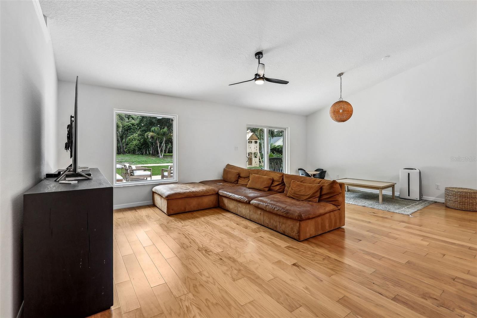 33943 E LAKE JOANNA DR, EUSTIS, FL, 32736