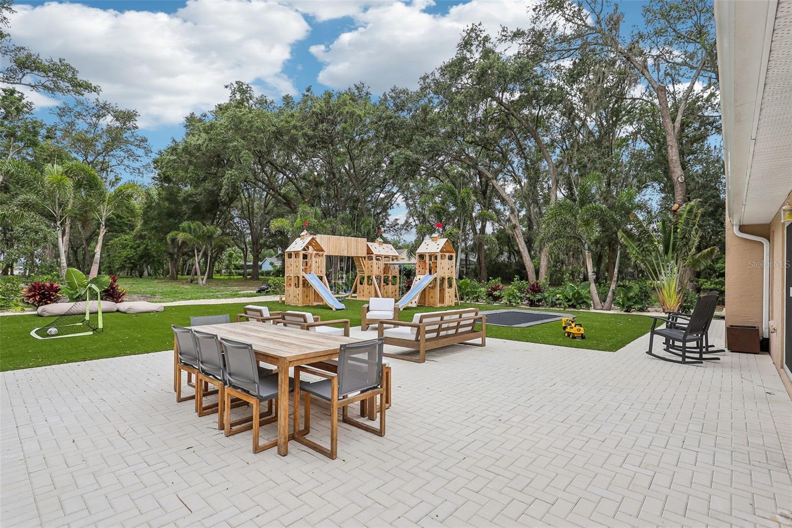 33943 E LAKE JOANNA DR, EUSTIS, FL, 32736