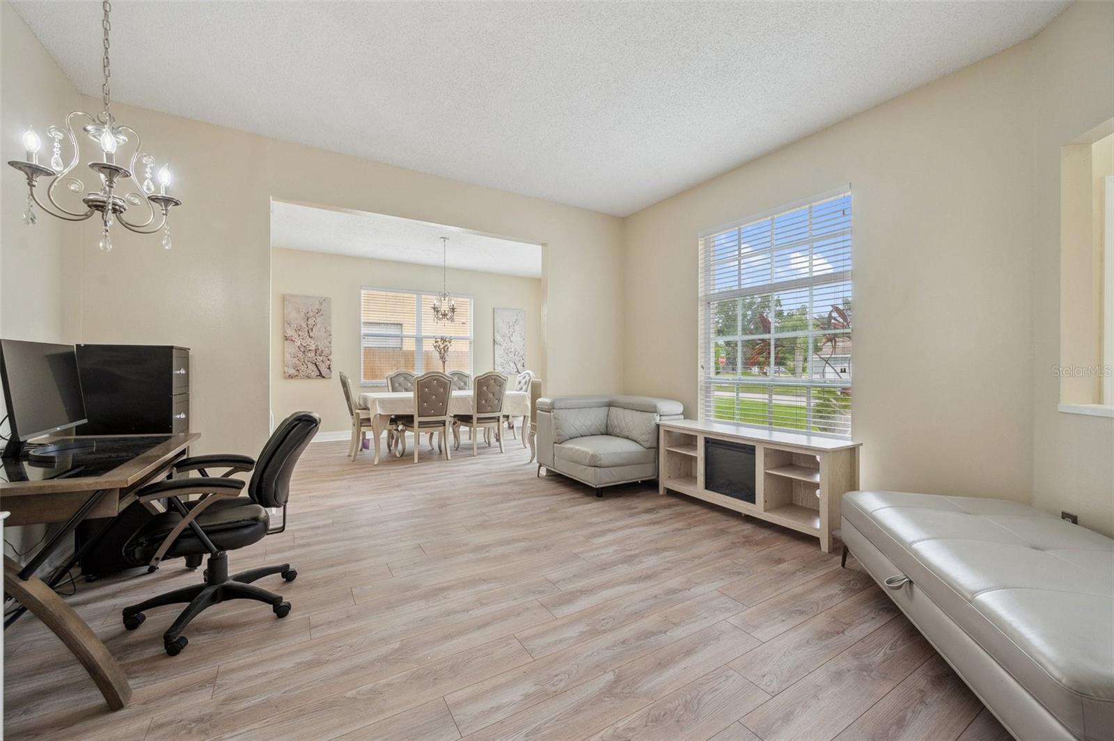 27133 SEA BREEZE WAY, WESLEY CHAPEL, FL, 33544