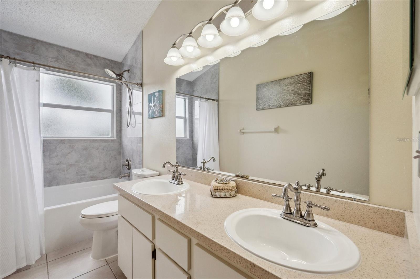 27133 SEA BREEZE WAY, WESLEY CHAPEL, FL, 33544