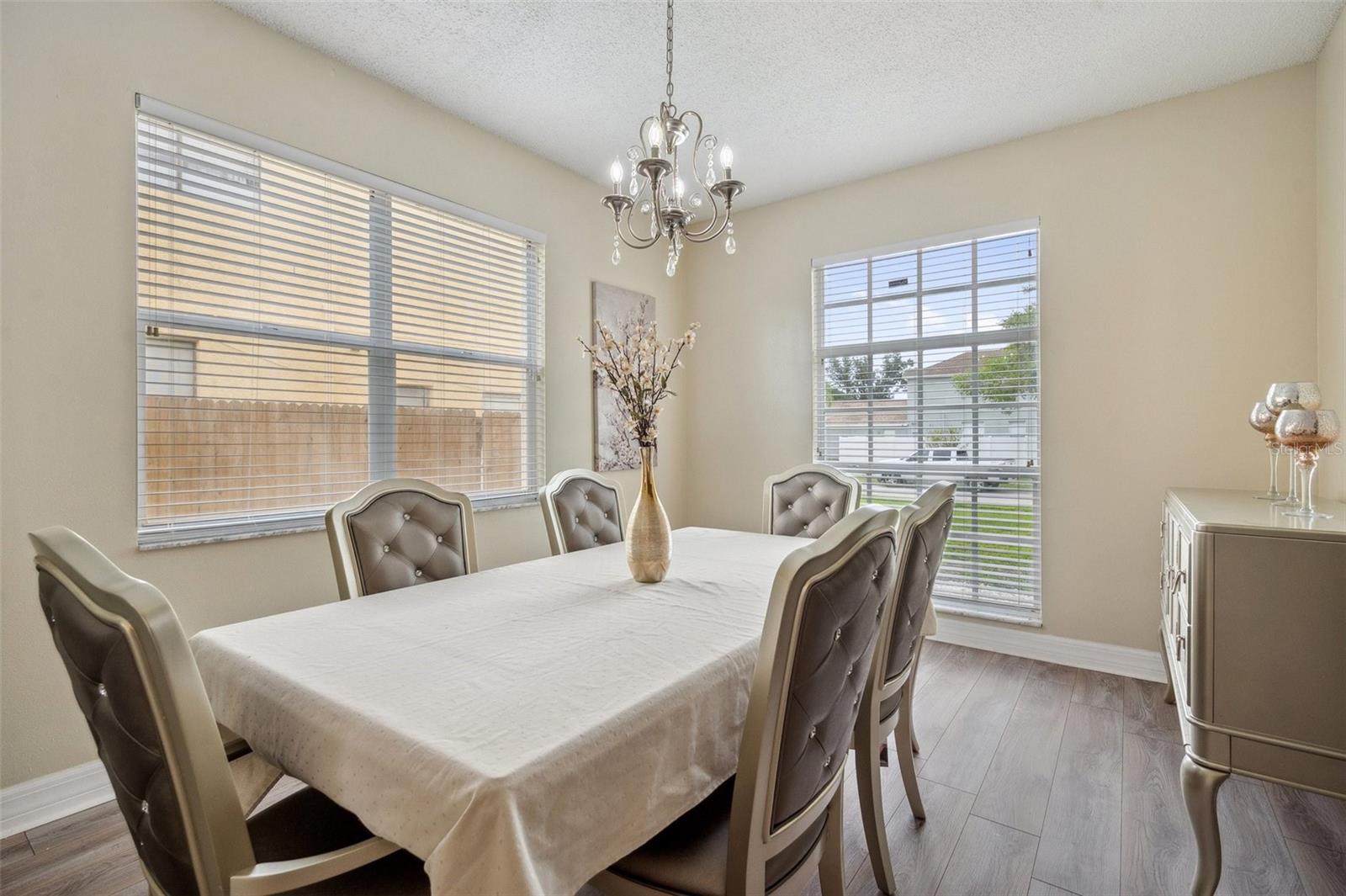 27133 SEA BREEZE WAY, WESLEY CHAPEL, FL, 33544