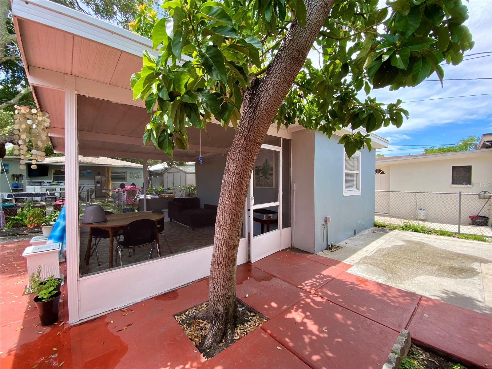 3112 W TAMPA BAY BLVD, TAMPA, FL, 33607