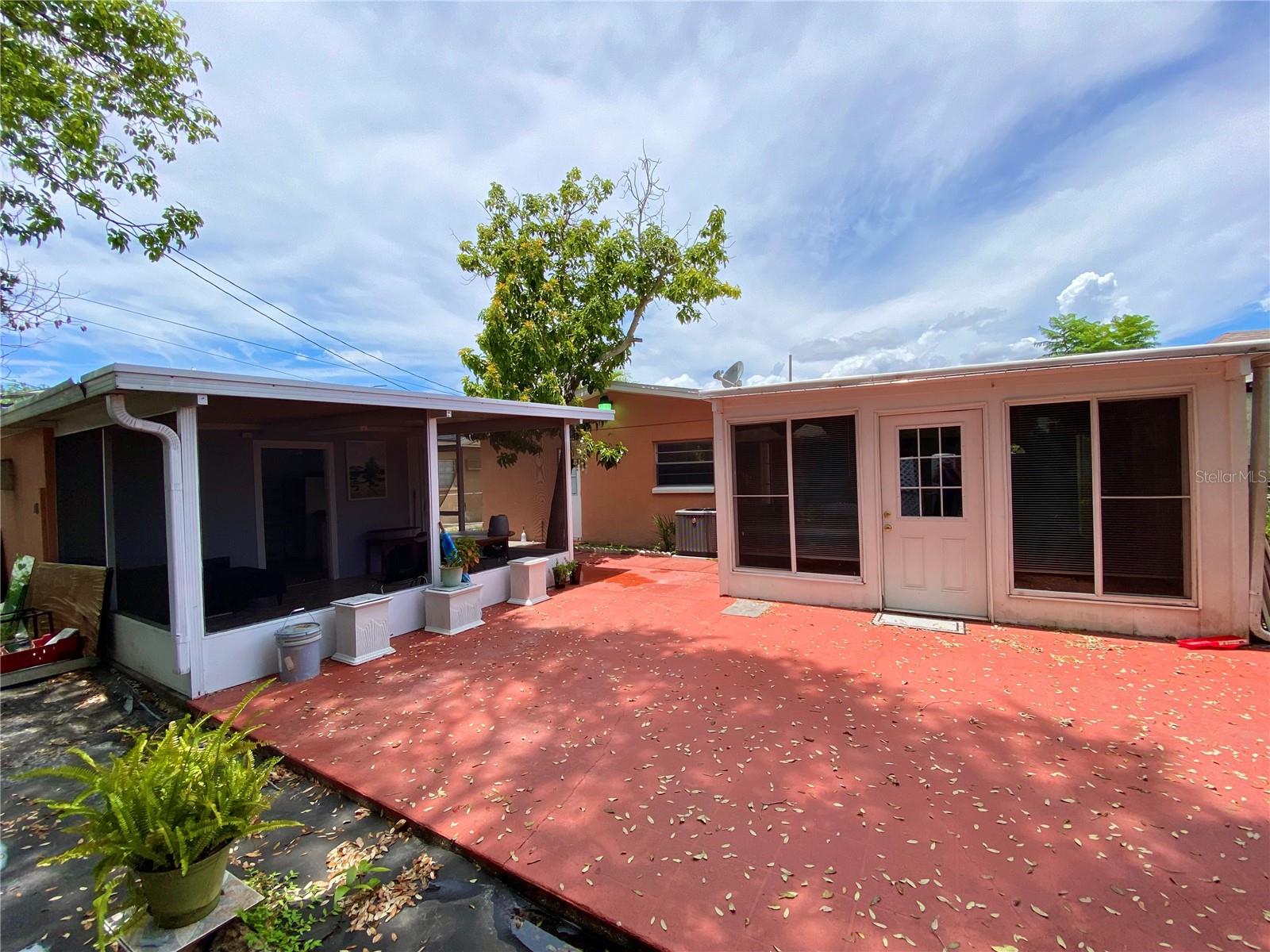 3112 W TAMPA BAY BLVD, TAMPA, FL, 33607