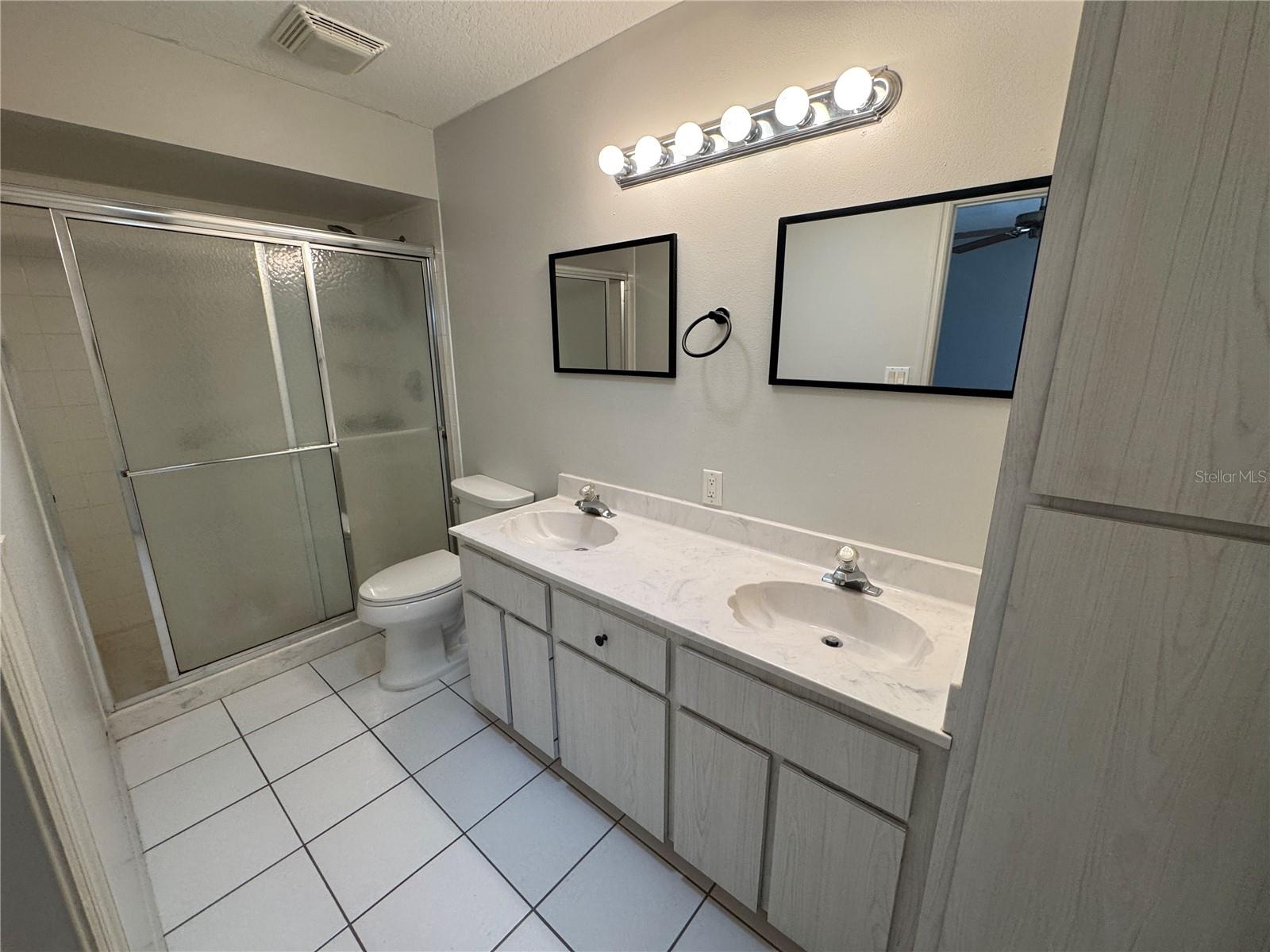 1107 HAZELNUT DR, LEESBURG, FL, 34748