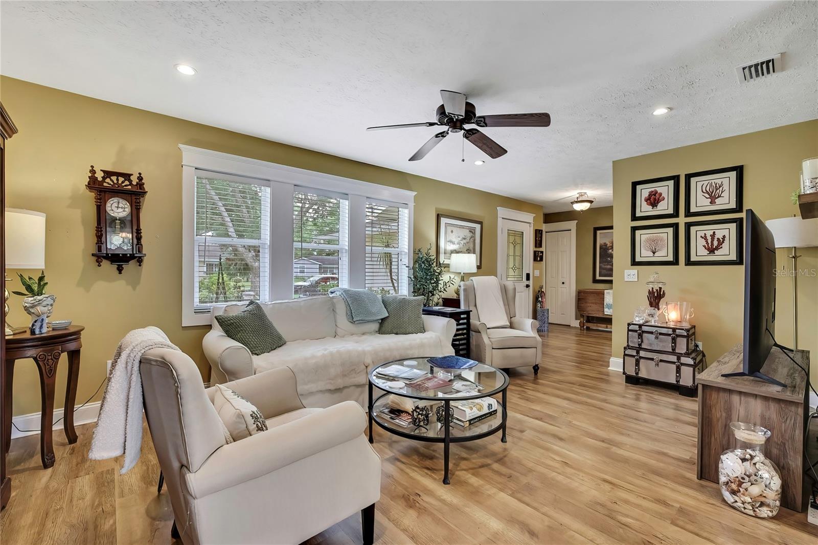 17706 MORNINGHIGH DR, LUTZ, FL, 33549