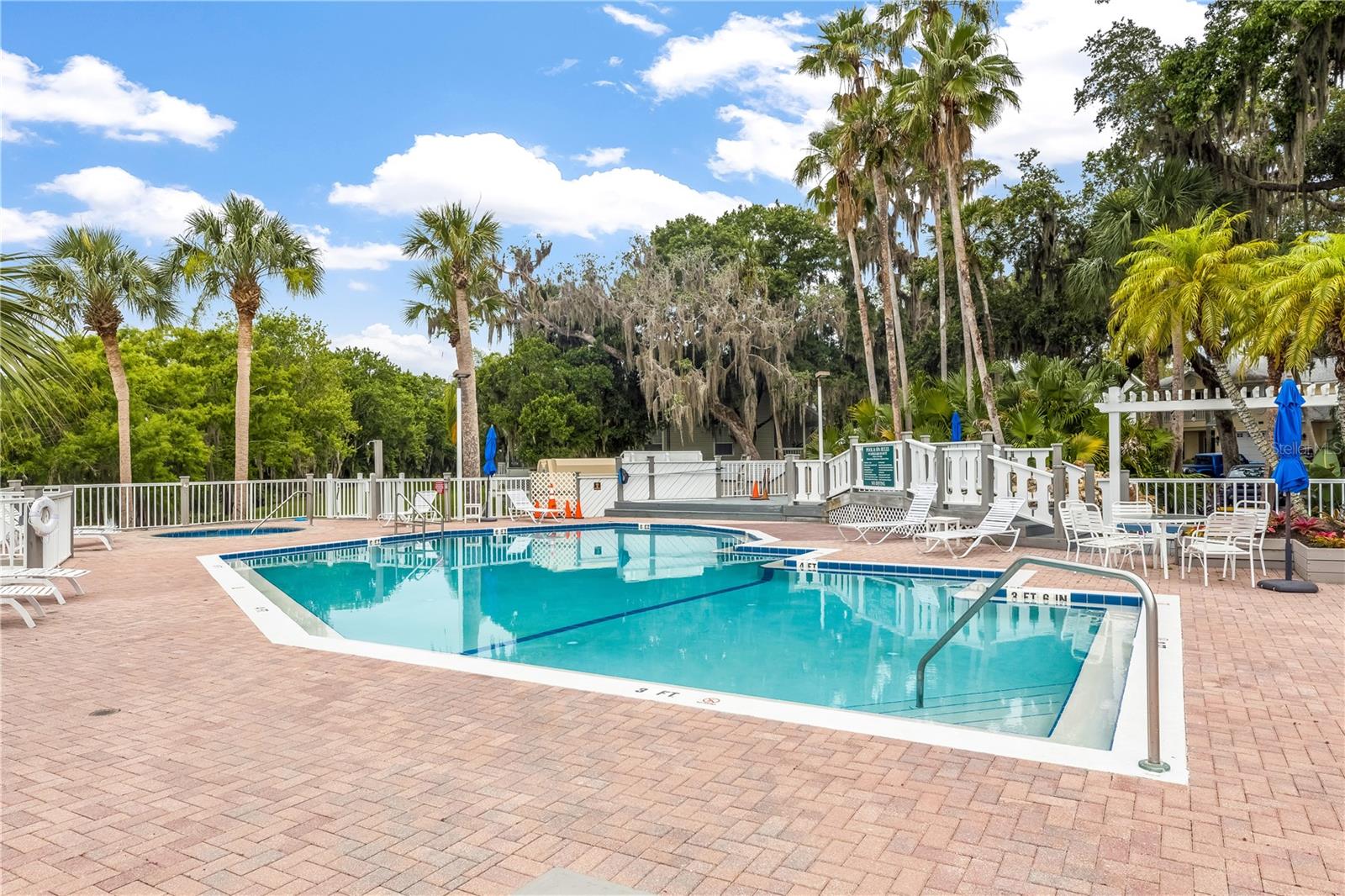 275 BAYOU CIR, DEBARY, FL, 32713