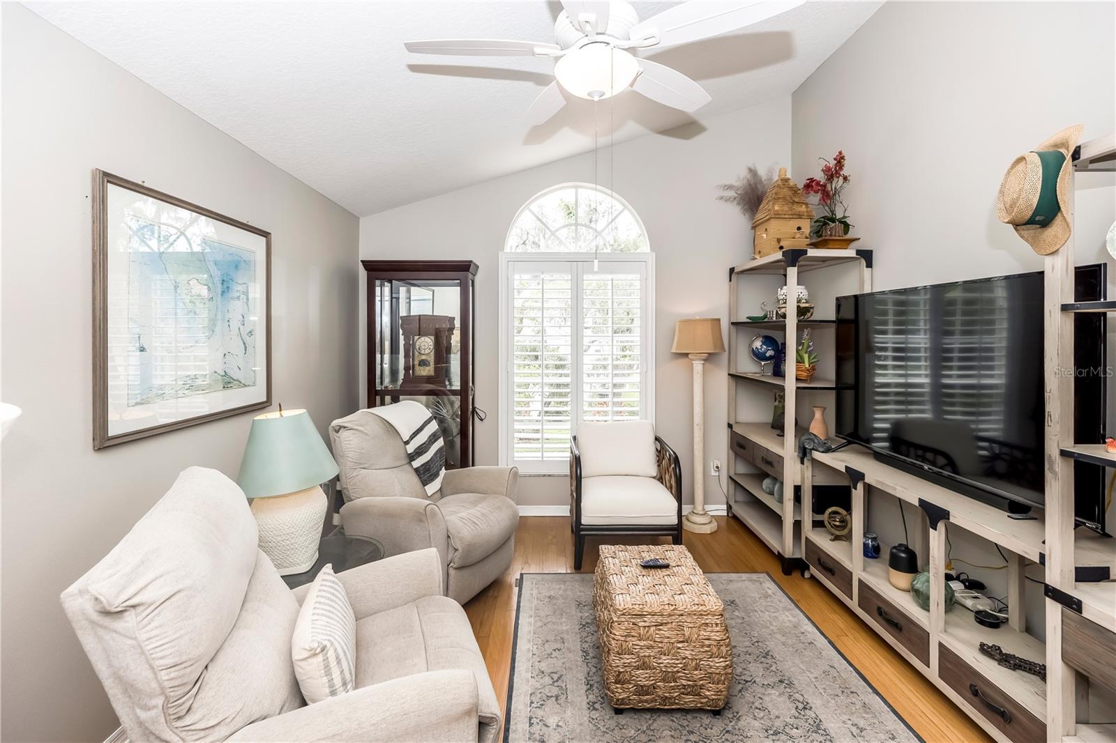 275 BAYOU CIR, DEBARY, FL, 32713