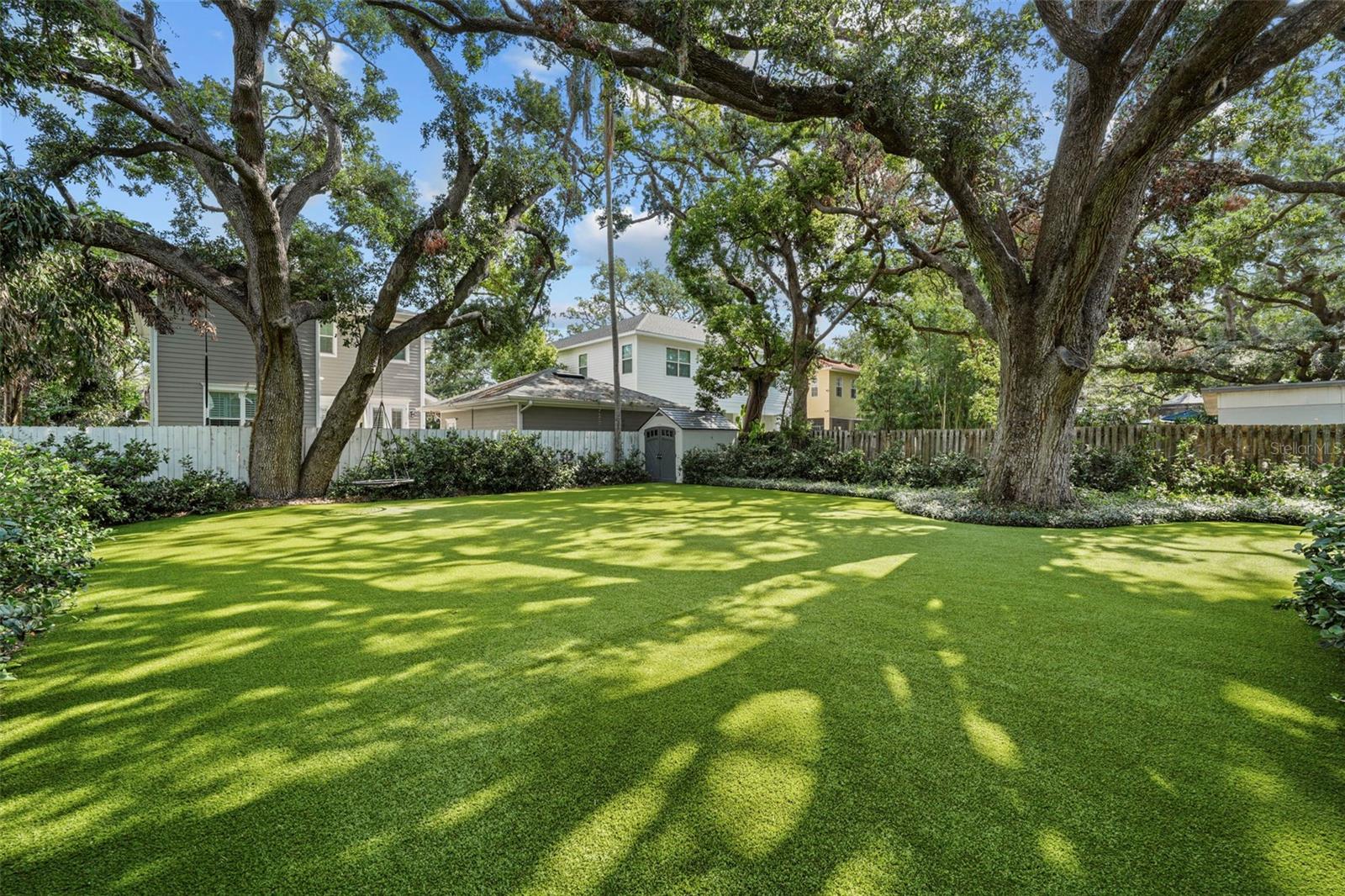 3315 W HAWTHORNE RD, TAMPA, FL, 33611