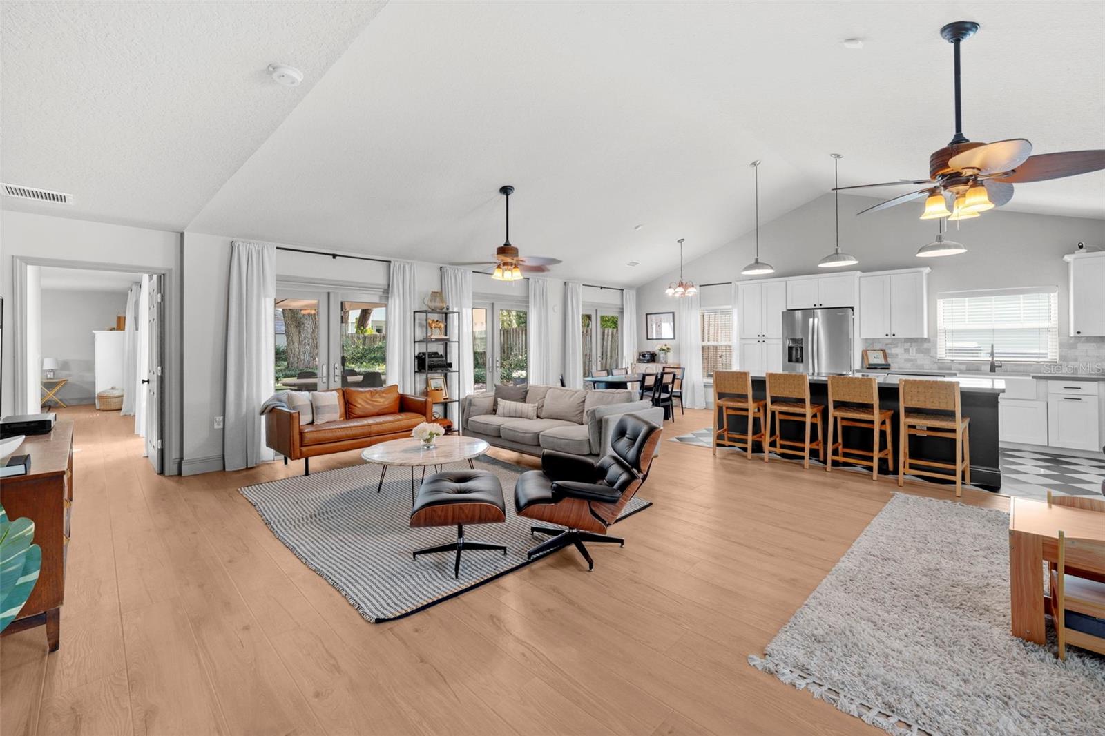 3315 W HAWTHORNE RD, TAMPA, FL, 33611