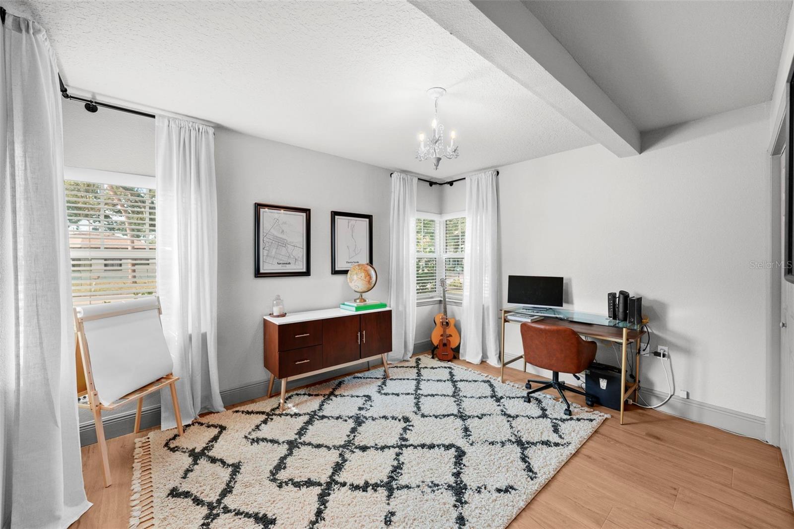 3315 W HAWTHORNE RD, TAMPA, FL, 33611