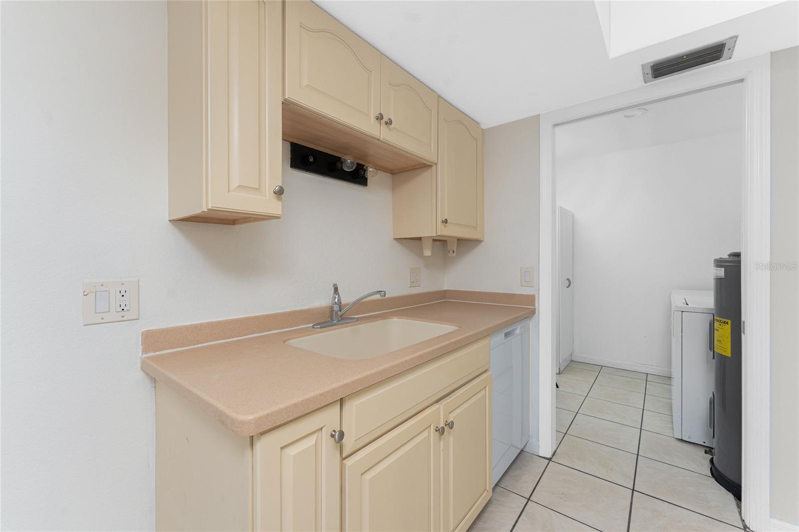 C7510838 Property Photo