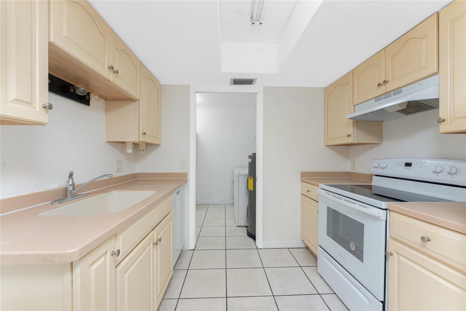 C7510838 Property Photo