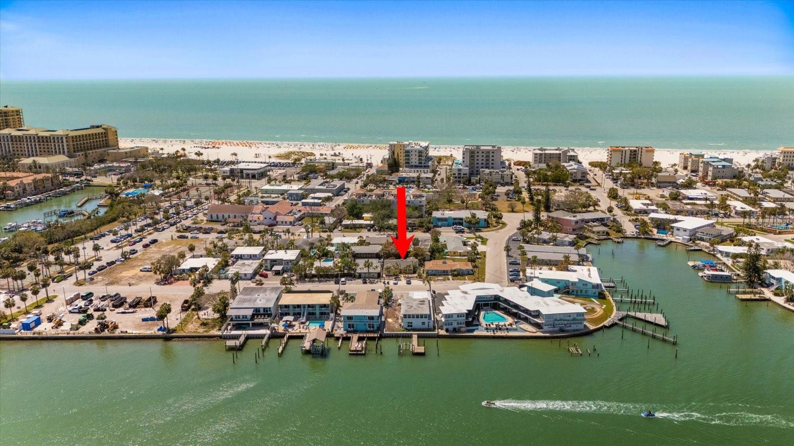 608 BAY ESPLANADE, CLEARWATER BEACH, FL, 33767
